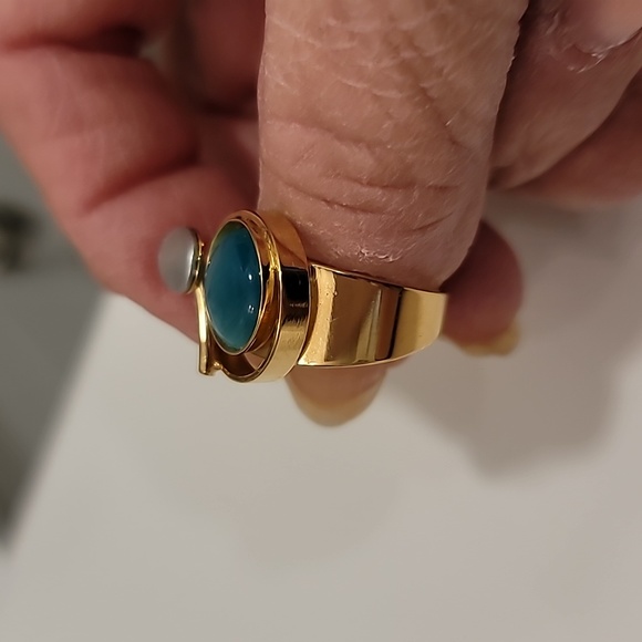 Artistic Ring - Picture 2 of 8